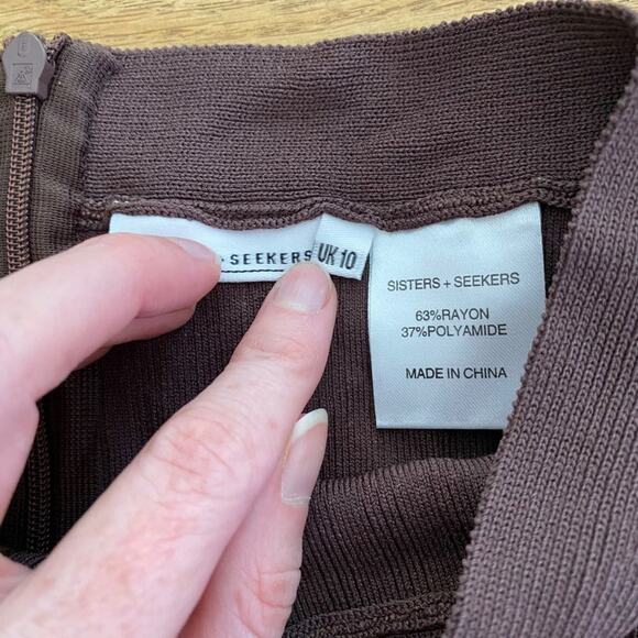 Sisters + Seekers - Colt Rib Bodycon Shorts in Brown - Picture 3 of 4